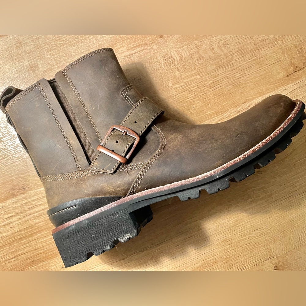 Clarks Chilton Ankle Biker Boot